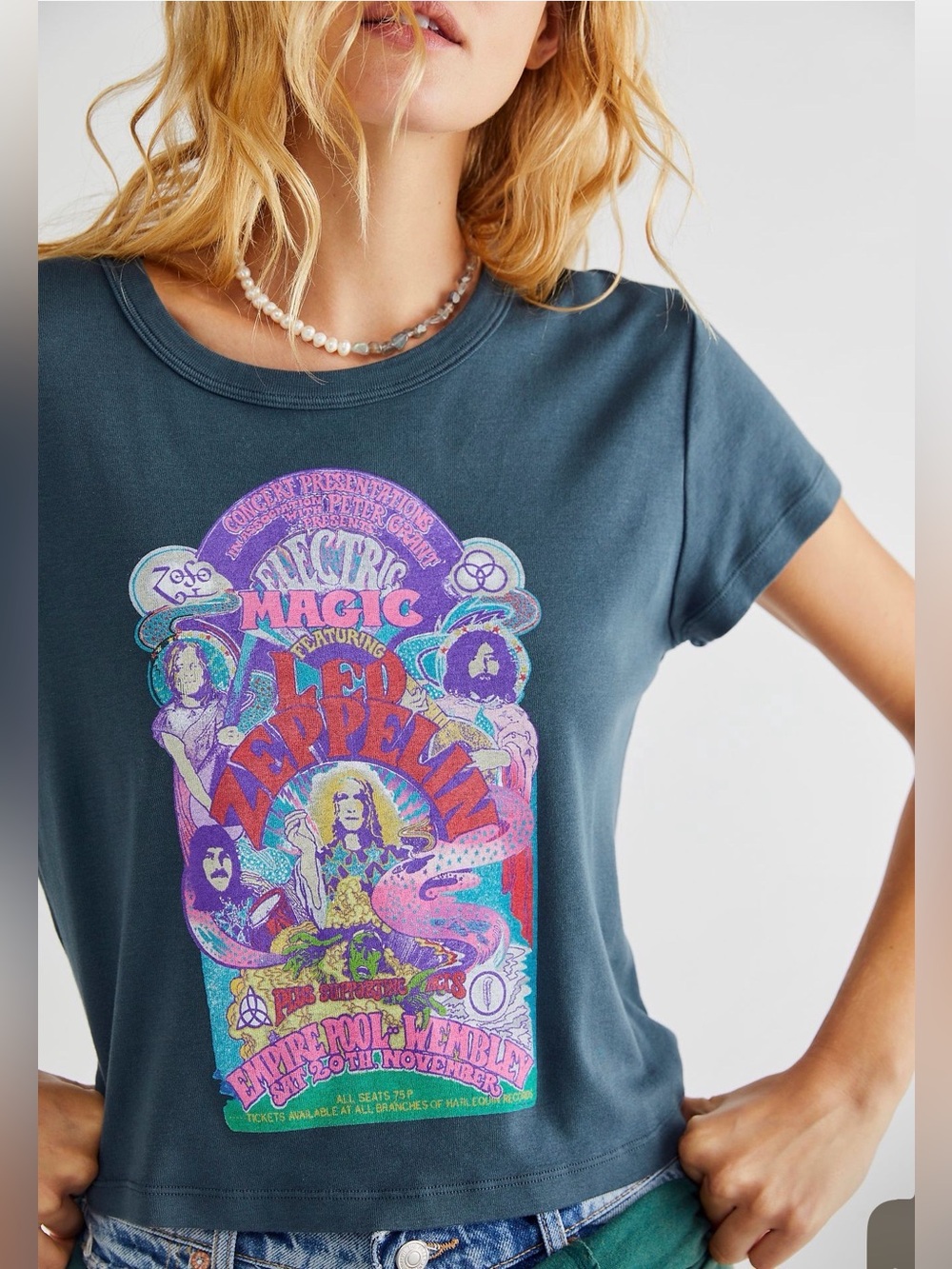 Daydreamer Black Led Zeppelin Graphic Tee with Multicolor Print